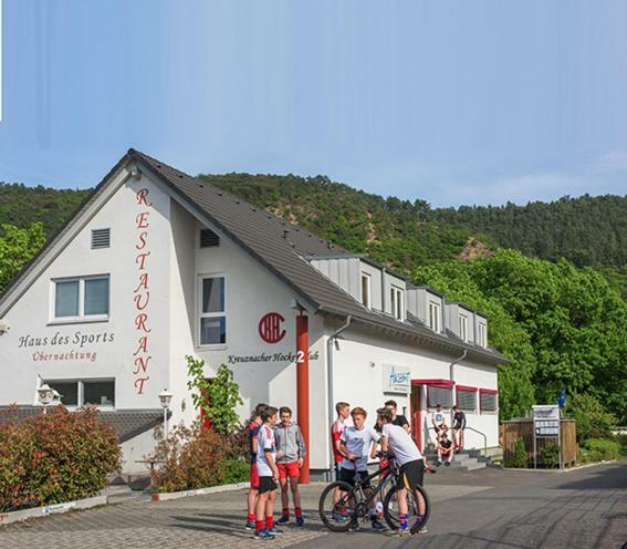 מלון באד קראוצנבאך Haus Des Sports מראה חיצוני תמונה